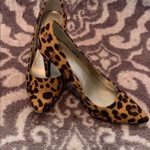 ANA  Leopard heels with pointy toe
